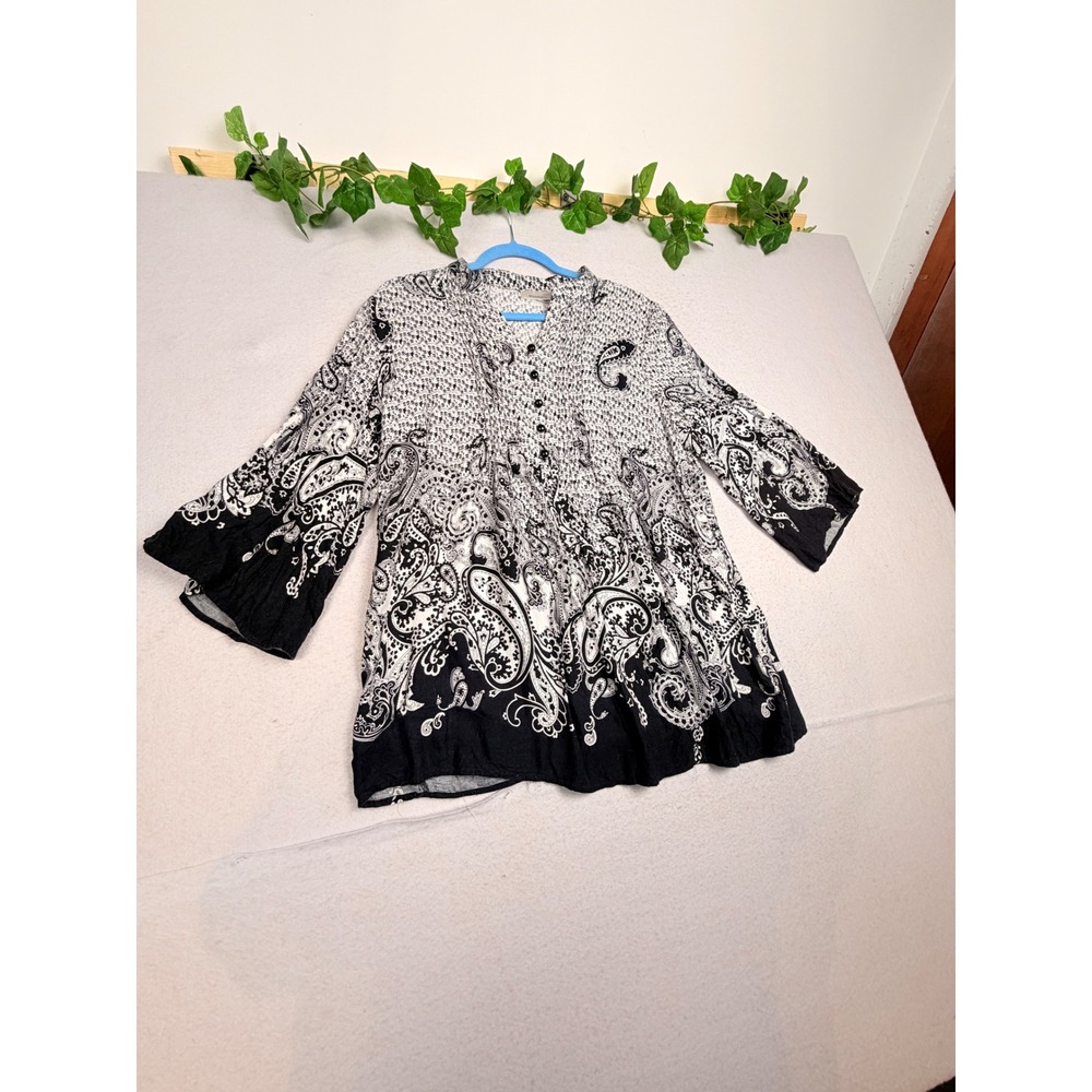 Dressbarn Womens Black White Paisley Print 3/4 Bell Sleeve Blouse Top XL